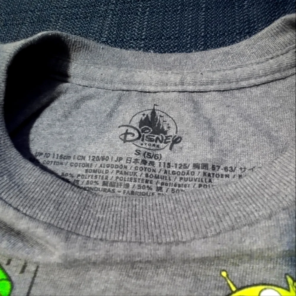 Size Small (5/6) Disney/Pixar Toy Story Disney Store Shirt - Picture 6 of 6